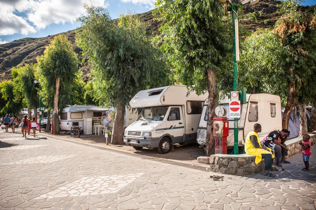 Camping Baia Unci Lipari (Isola Lipari) Exterior foto